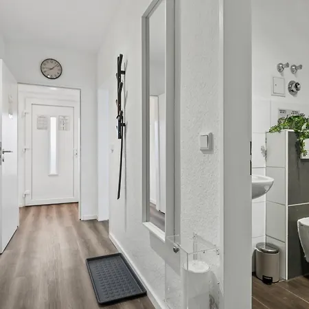 Mit 2 Einzelbetten Und Balkon Herne