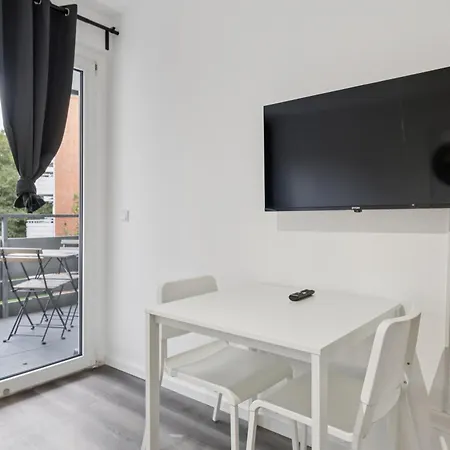 Mit 2 Einzelbetten Und Balkon Herne
